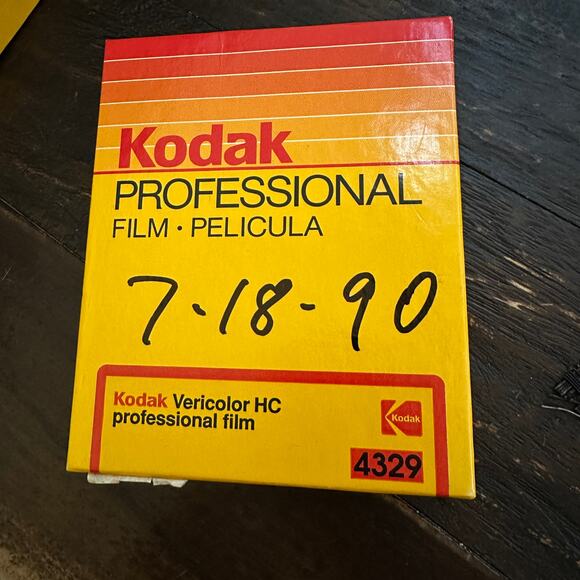 Kodak Vericolor HC Professional Film 4329 4x5 Sheet Film – Exp 09/1991 - Picture 1 of 4